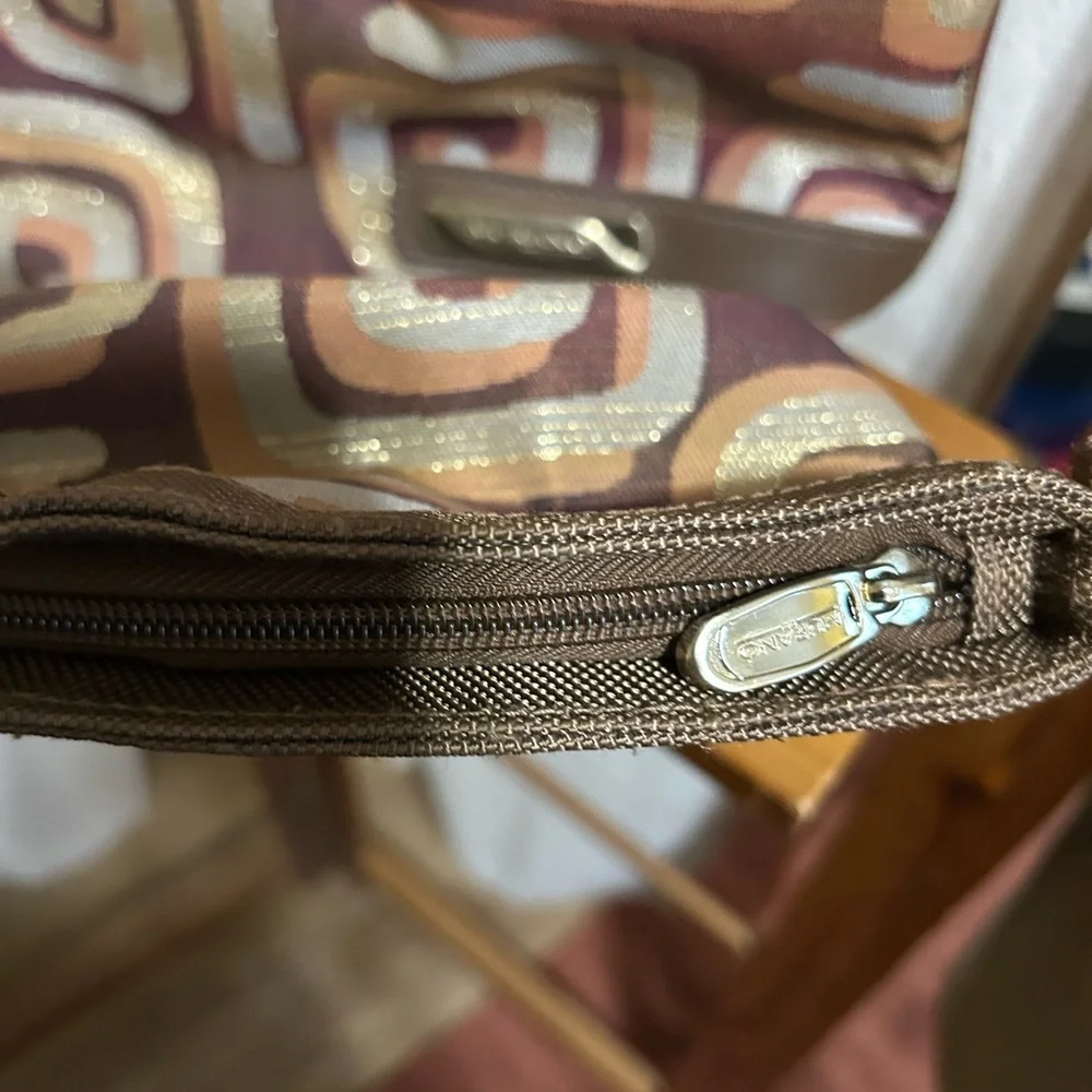 Murano Tote and makeup bag👛 - Picture 8 of 11